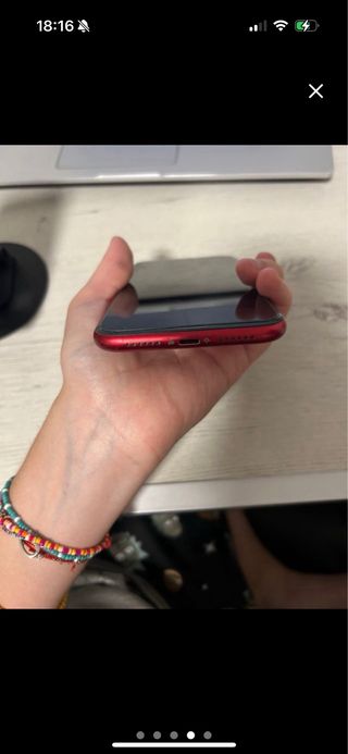 iPhone 11 rojo