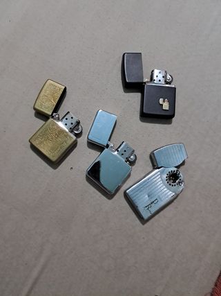 4 encendedores Zippo vintage