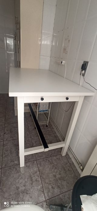 Mesa alta Ikea de madera