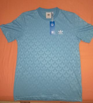 Camiseta Adidas celeste hombre