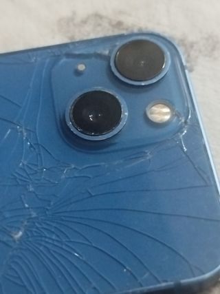 iPhone 13 mini blu corto circuito solo para piezas