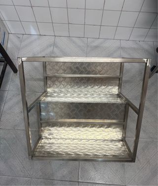 Escalera metálica industrial