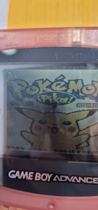Game Boy - Pokémon Pikachu