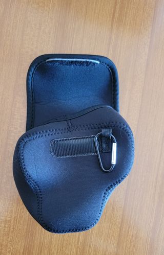 Custodia NEOPine fotocamera