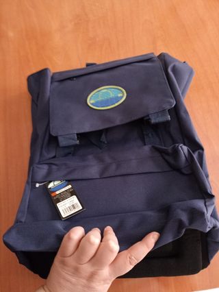 Mochila Mundobags Azul nueva con etiqueta.