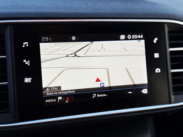 Peugeot 308 SW STYLE1.5 BlueHDi 130cv con NAVEGADOR, CAR PLAY...