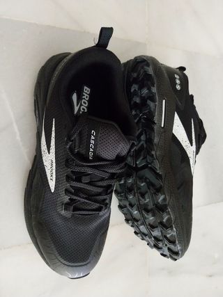 Brooks Cascadia 17 Trail Running - Negras