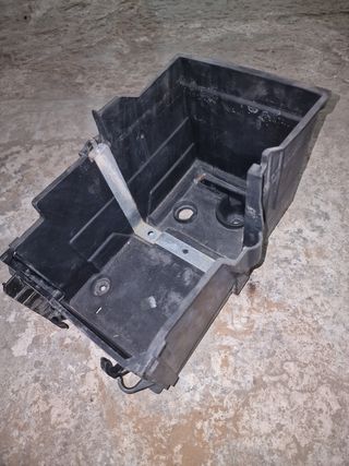 Caja batería Ford Focus MK2