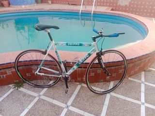 Bicicleta Oríppo Carbono