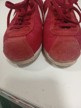 Zapatillas 40 Nike rojas Cortez
