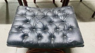 3 Sillas + Reposapiés Madera