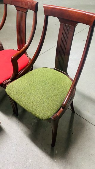 3 Sillas + Reposapiés Madera