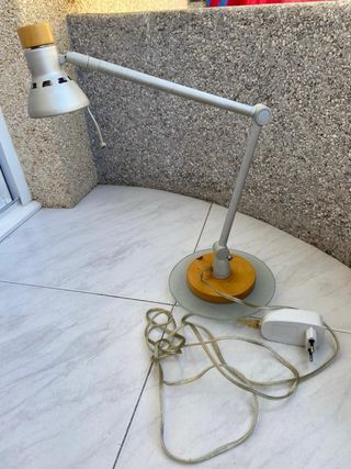 Lampara escritorio Ikea - Metal