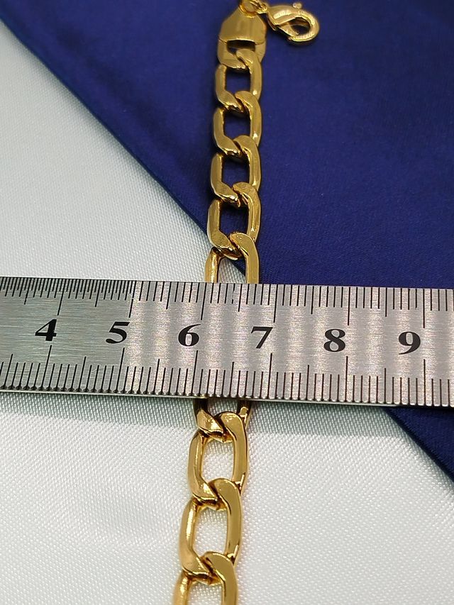Pulsera eslabón grande de acero inoxidable dorada