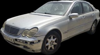 Mercedes Benz C W203 - Despiece