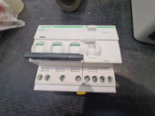 Interruttore Schneider A9DE3732