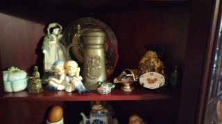 Vitrina antigua de madera