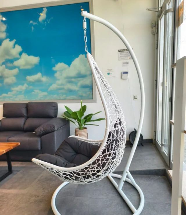 Nuova altalena bianca - metallo rattan