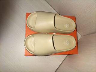 Yeezy Slide Bone - Chanclas Beige