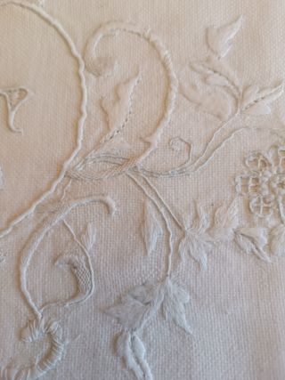 Toalla antigua bordada Principios Siglo XX