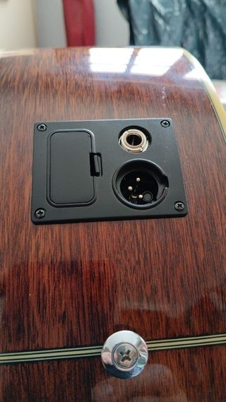 Bajo acústico Ibanez