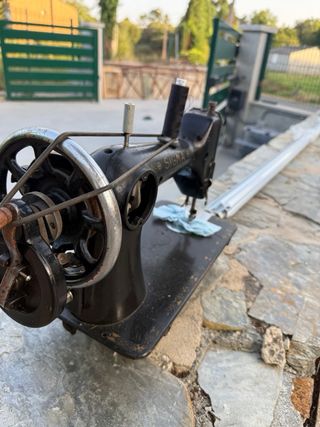 Máquina coser Sigma antigua