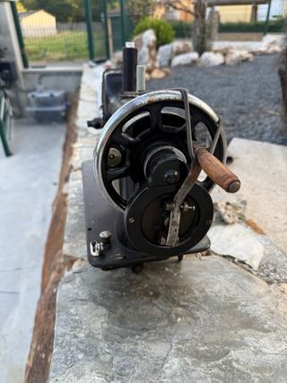 Máquina coser Sigma antigua