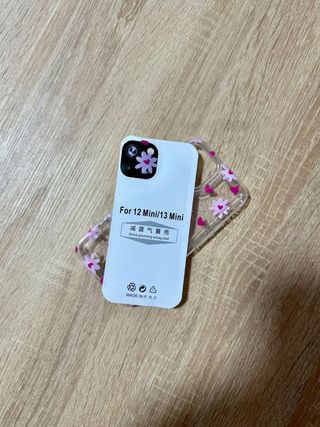 Funda iPhone 12/13 mini - Flores y corazones