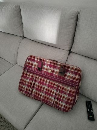 Maleta de viaje antigua