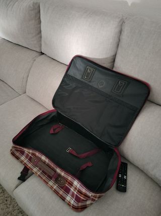 Maleta de viaje antigua