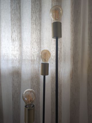 Lámpara de pie industrial de 3 luces 