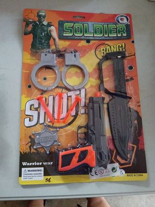 Juego de Soldado: Pistola, cuchillo y más