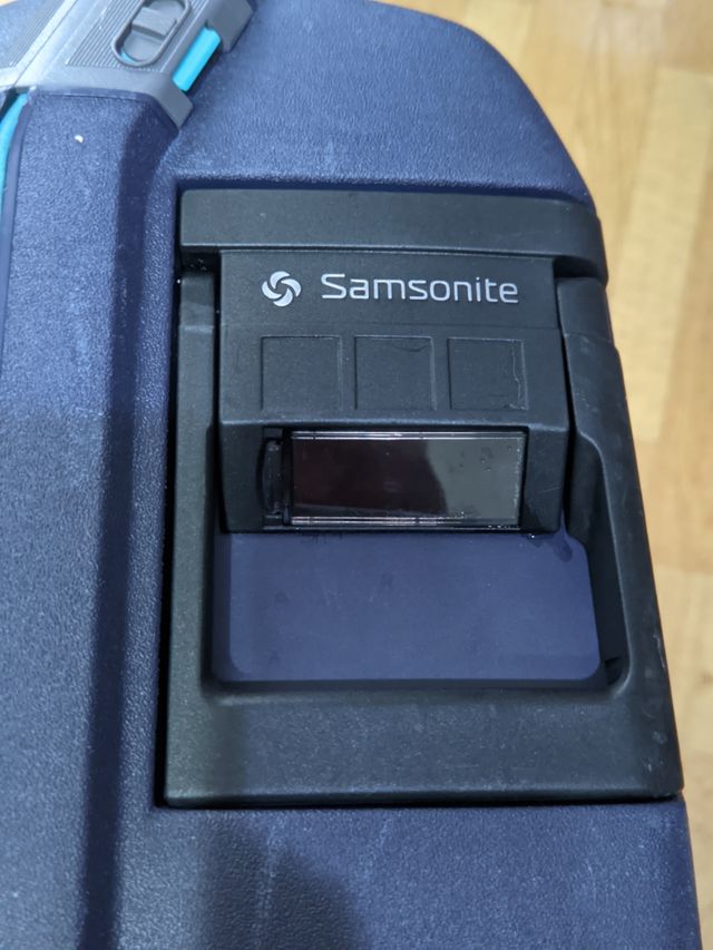 Maleta Samsonite rígida azul