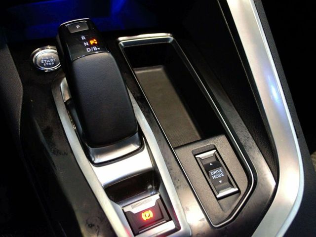 Peugeot 3008 225 e-EAT8 Allure