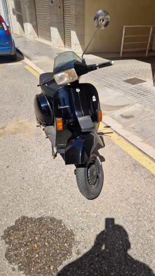 Vespa T5 125cc negra