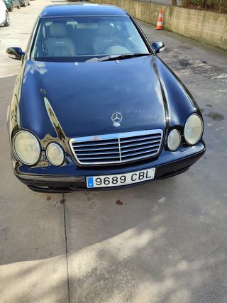 Mercedes-Benz  CLK 200