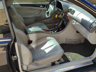 Mercedes-Benz  CLK 200