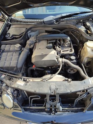 Mercedes-Benz  CLK 200