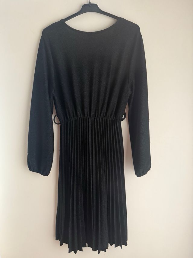 Vestido negro brillo