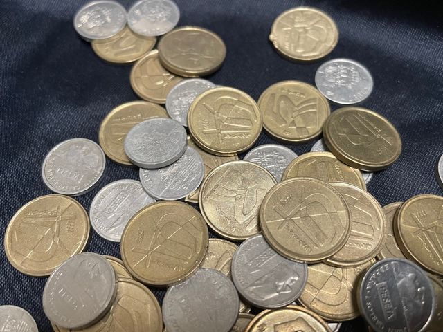 Lote 63 Monedas Peseta y 5 Pesetas