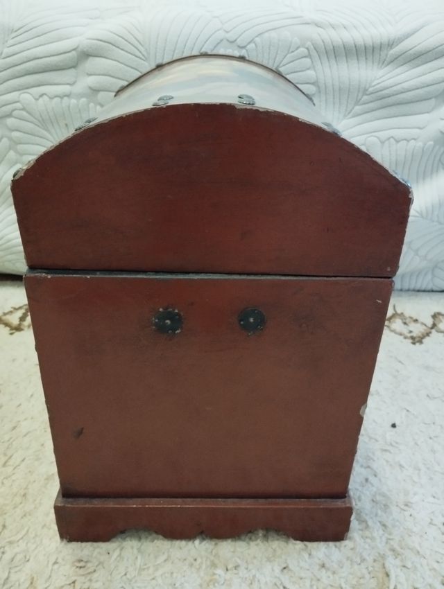 Baúl madera pintado fruta