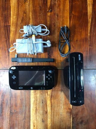 Console Nintendo Wii U Deluxe nera completa