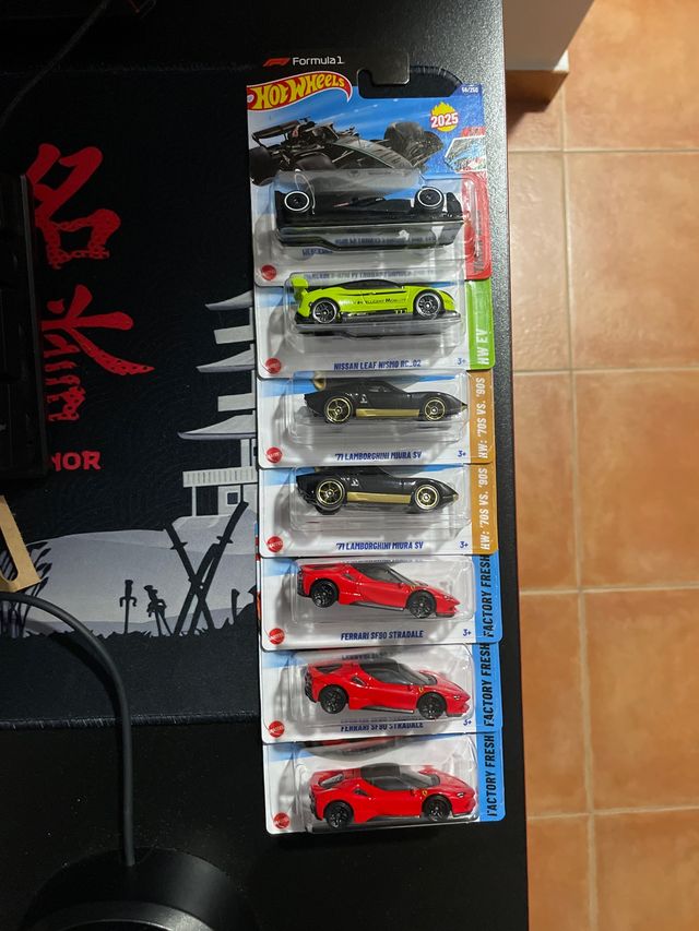 vendo o cambio hot wheels ferrari,f1,lamborghini 