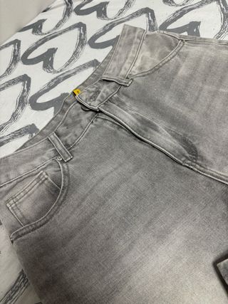 Vaqueros grises | Pantalones anchos