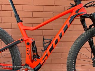Scott Spark RC Team 900 – Carbono, Talla M