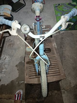 Bicicleta Frozen niña 12" usada