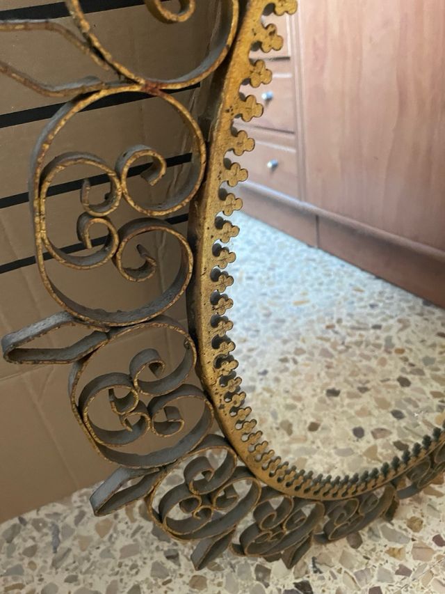 Espejo decorativo vintage – Marco metálico ornamen