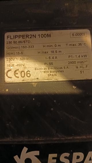 Castillo bomba piscina