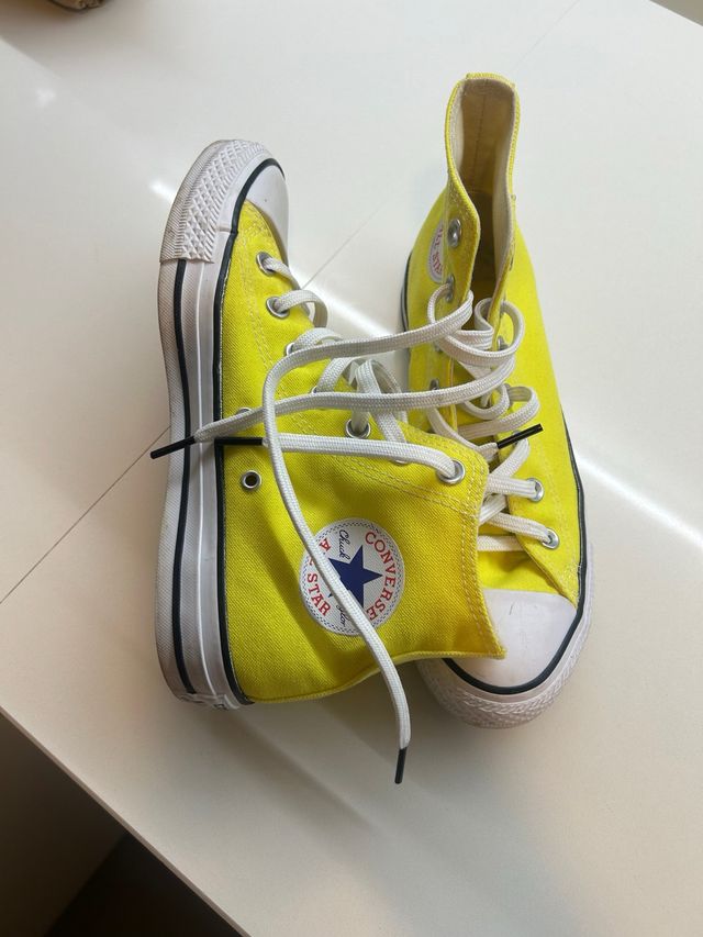 Converse All Star gialle alte
