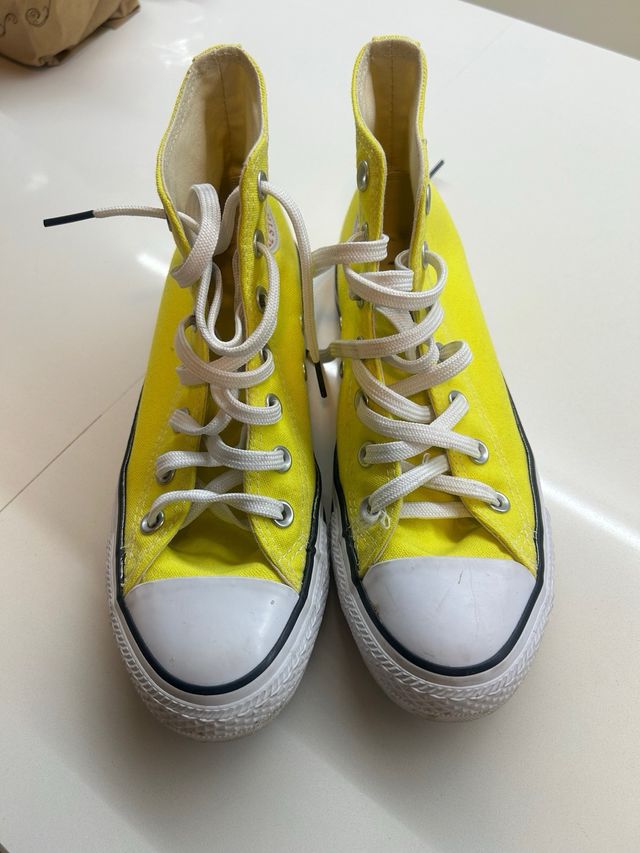 Converse All Star gialle alte
